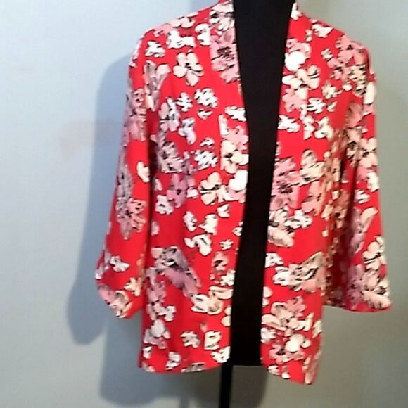 Roz&Ali red floral top - Picture 5 of 12